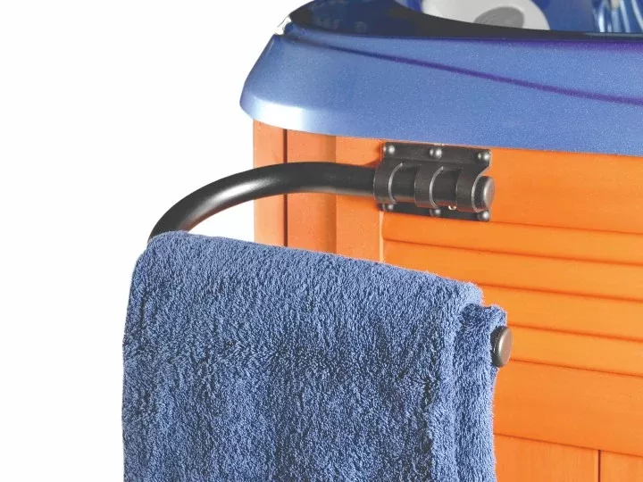 Leisure Concepts TowelBar
